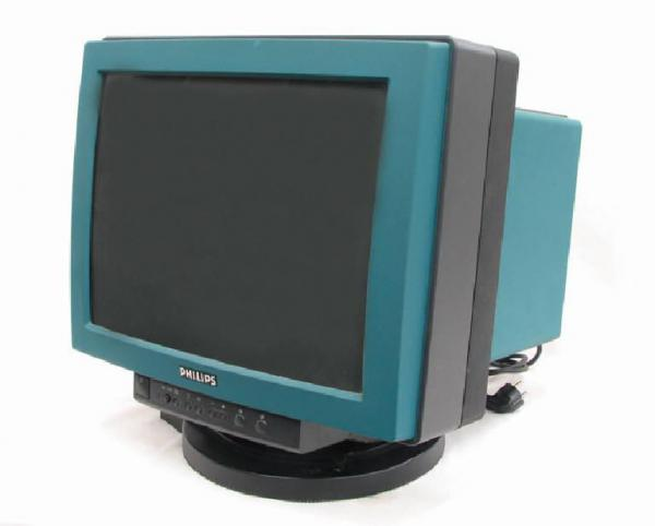 Monitor CRT dei primi anni '90.