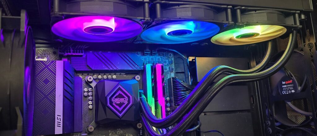 Esempio di tecnologia odierna di raffreddamento a liquido della CPU.